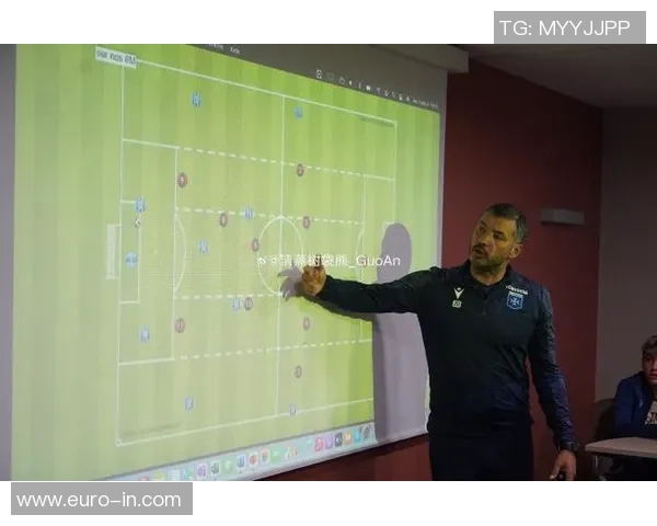 法国欧塞尔与大区青训中心U14精彩对决全场集锦 法国欧塞尔与大区青训中心U14精彩对决全场集锦