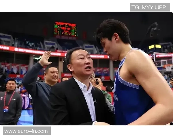 刘维伟盛赞开拓者多套轮转战术称杨瀚森三分钟上场展现重要作用