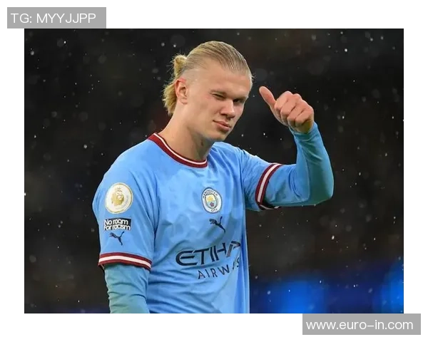 希勒评选英超本轮最佳阵容 哈兰德 B费 马奎尔领衔 凯尔沃克入选中卫 希勒评选英超本轮最佳阵容 哈兰德 B费 马奎尔领衔 凯尔沃克入选中卫